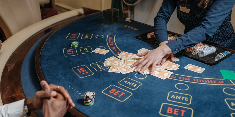 Cách Chơi Baccarat - Bí Mật Đằng Sau Game Bài Đổi Thưởng 3 Hướng dẫn cách chơi baccarat chuẩn chỉ tại U888